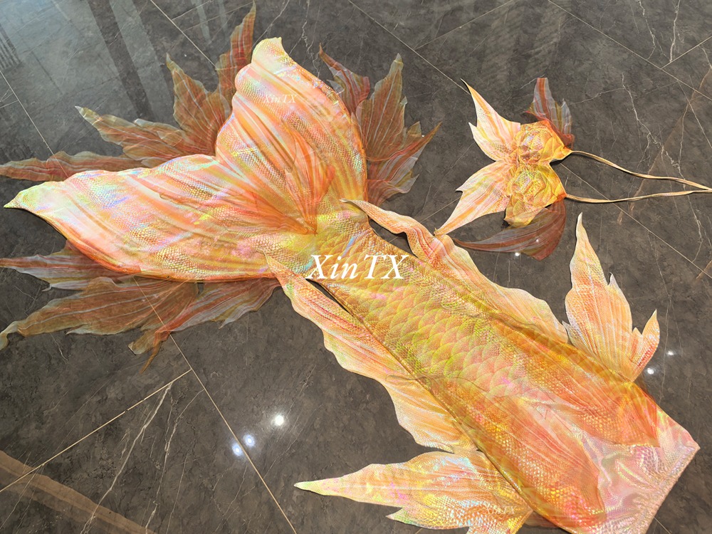 Cola de sirena profesional par - Aquarium & Marine Museum Universiti Malaysia Sabah Kota Kinabalu Sabah Reviews reseña y precio